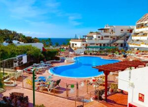 Costa Adeje medencés apartman fűtött medencével